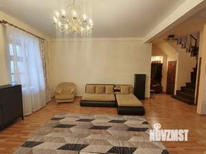 3-к квартира, на длительный срок, 107м2, 2/5 этаж