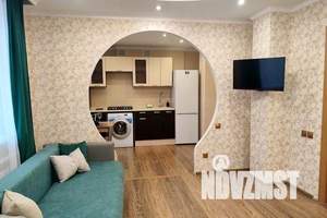 1-к квартира, посуточно, 42м2, 4/9 этаж