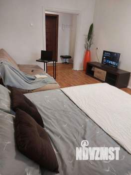 1-к квартира, посуточно, 38м2, 1/1 этаж