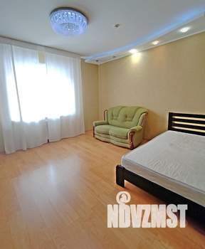 2-к квартира, на длительный срок, 105м2, 3/5 этаж