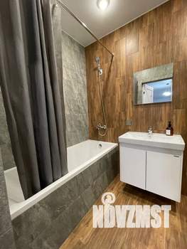 2-к квартира, посуточно, 44м2, 6/8 этаж