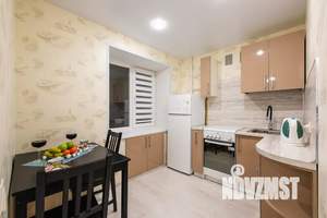 Студия квартира, посуточно, 43м2, 4/5 этаж