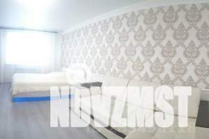 1-к квартира, посуточно, 40м2, 11/12 этаж