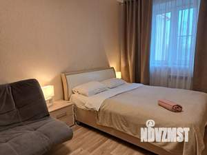 1-к квартира, посуточно, 38м2, 1/9 этаж