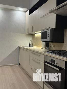 1-к квартира, посуточно, 52м2, 3/5 этаж