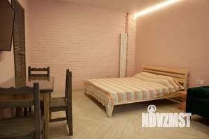 Студия квартира, посуточно, 30м2, 1/2 этаж