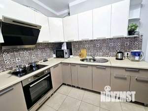 2-к квартира, посуточно, 58м2, 1/1 этаж