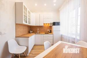 2-к квартира, посуточно, 58м2, 1/1 этаж