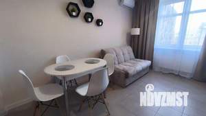 1-к квартира, посуточно, 42м2, 1/1 этаж