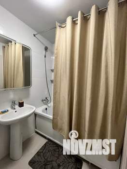 2-к квартира, посуточно, 39м2, 4/17 этаж