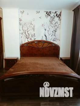 Студия квартира, посуточно, 40м2, 1/10 этаж