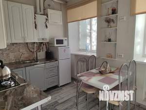 2-к квартира, посуточно, 42м2, 1/2 этаж