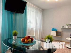 2-к квартира, посуточно, 53м2, 3/18 этаж