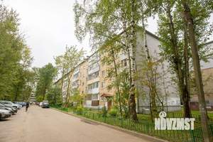 3-к квартира, на длительный срок, 63м2, 2/5 этаж