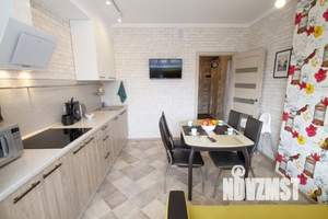 1-к квартира, посуточно, 43м2, 1/1 этаж