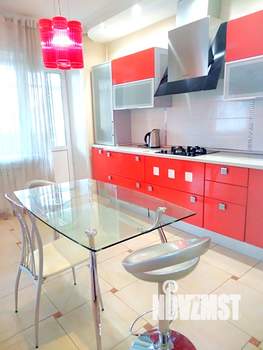 3-к квартира, на длительный срок, 105м2, 3/6 этаж