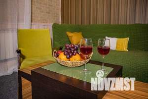 1-к квартира, посуточно, 50м2, 1/1 этаж