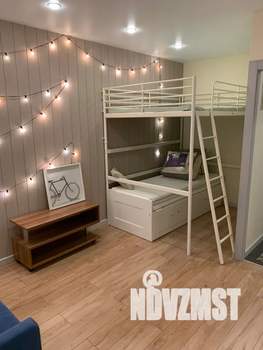 Студия квартира, посуточно, 35м2, 3/3 этаж