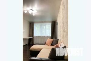 2-к квартира, посуточно, 44м2, 3/5 этаж