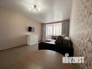 1-к квартира, посуточно, 33м2, 4/9 этаж