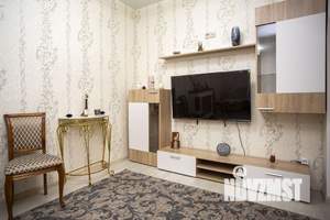 3-к квартира, на длительный срок, 140м2, 2/5 этаж