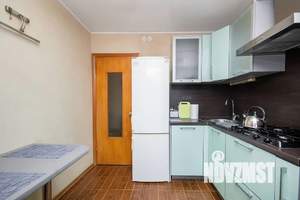 2-к квартира, посуточно, 42м2, 5/5 этаж