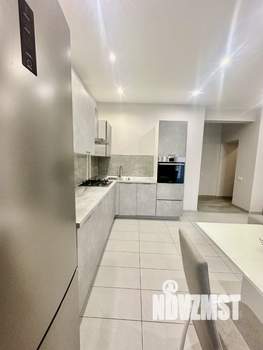 2-к квартира, на длительный срок, 65м2, 2/5 этаж