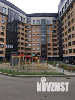 1-к квартира, посуточно, 40м2, 1/10 этаж