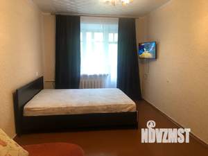 1-к квартира, посуточно, 30м2, 5/5 этаж