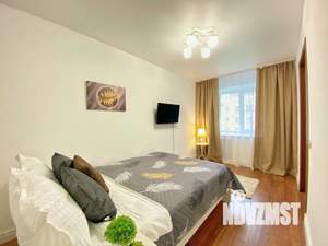 1-к квартира, посуточно, 43м2, 1/1 этаж