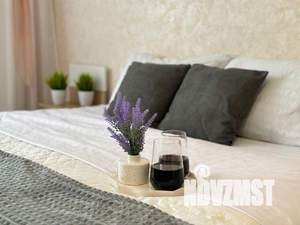 2-к квартира, посуточно, 53м2, 3/18 этаж