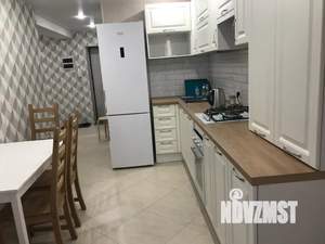 3-к квартира, посуточно, 80м2, 3/3 этаж