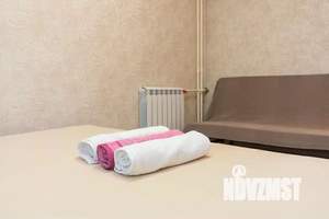 2-к квартира, посуточно, 47м2, 1/1 этаж