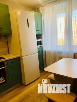 1-к квартира, посуточно, 37м2, 1/1 этаж