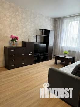 1-к квартира, посуточно, 38м2, 5/12 этаж