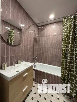 2-к квартира, посуточно, 60м2, 24/24 этаж