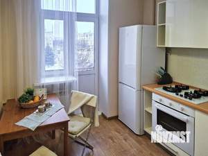 2-к квартира, посуточно, 70м2, 1/1 этаж