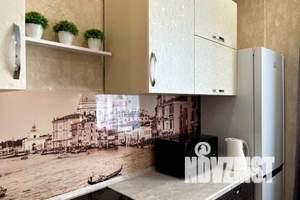 1-к квартира, посуточно, 46м2, 13/18 этаж