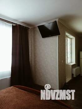 Студия квартира, посуточно, 40м2, 1/10 этаж