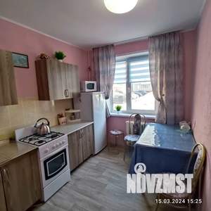 1-к квартира, посуточно, 32м2, 1/10 этаж