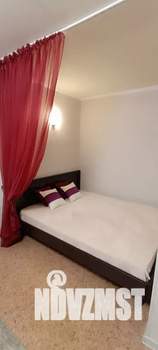 1-к квартира, посуточно, 35м2, 1/8 этаж