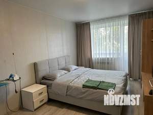 2-к квартира, посуточно, 45м2, 5/5 этаж