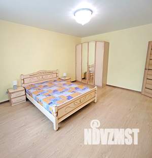 2-к квартира, на длительный срок, 82м2, 2/4 этаж