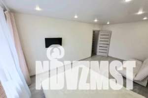 1-к квартира, посуточно, 40м2, 5/5 этаж