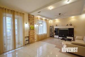 5-к квартира, на длительный срок, 350м2, 2/4 этаж