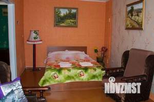 2-к квартира, посуточно, 44м2, 1/1 этаж