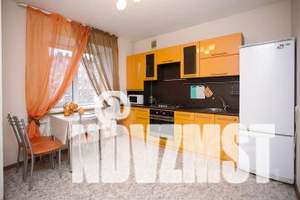 1-к квартира, посуточно, 50м2, 5/10 этаж