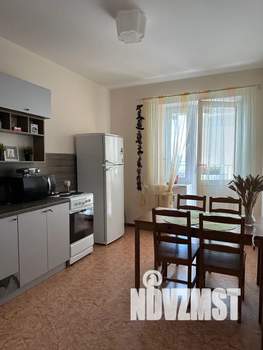 1-к квартира, посуточно, 43м2, 17/18 этаж