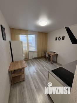 1-к квартира, на длительный срок, 37м2, 4/10 этаж