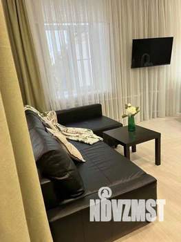 1-к квартира, посуточно, 43м2, 1/1 этаж